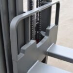 Фото 23 - Самоходный Штабелер BX-5515 FFL OXLIFT 5,5 м 1500кг.