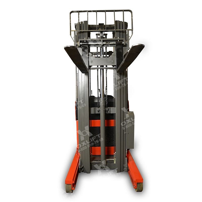 Фото 34 - Ричтраки с кабиной стоя MF12-35 OXLIFT.
