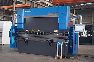 Фото 41 - MetalTec HBС 110/2500 4+1 ЧПУ МТ-15  Листогибочный пресс с ЧПУ.