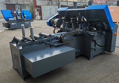 Фото 51 - MetalTec BS 300 CA автоматический колонный ленточнопильный станок.