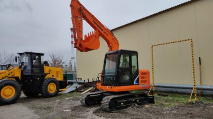 Фото 1 - Мини-экскаватор Lonking CDM6080.